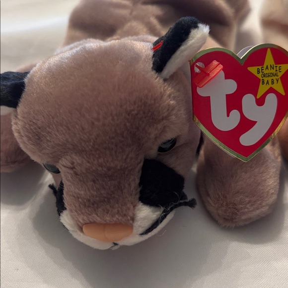 Vintage 1997 & 1998 Ty  Beanies  Dog  & Cougar - Picture 2 of 8